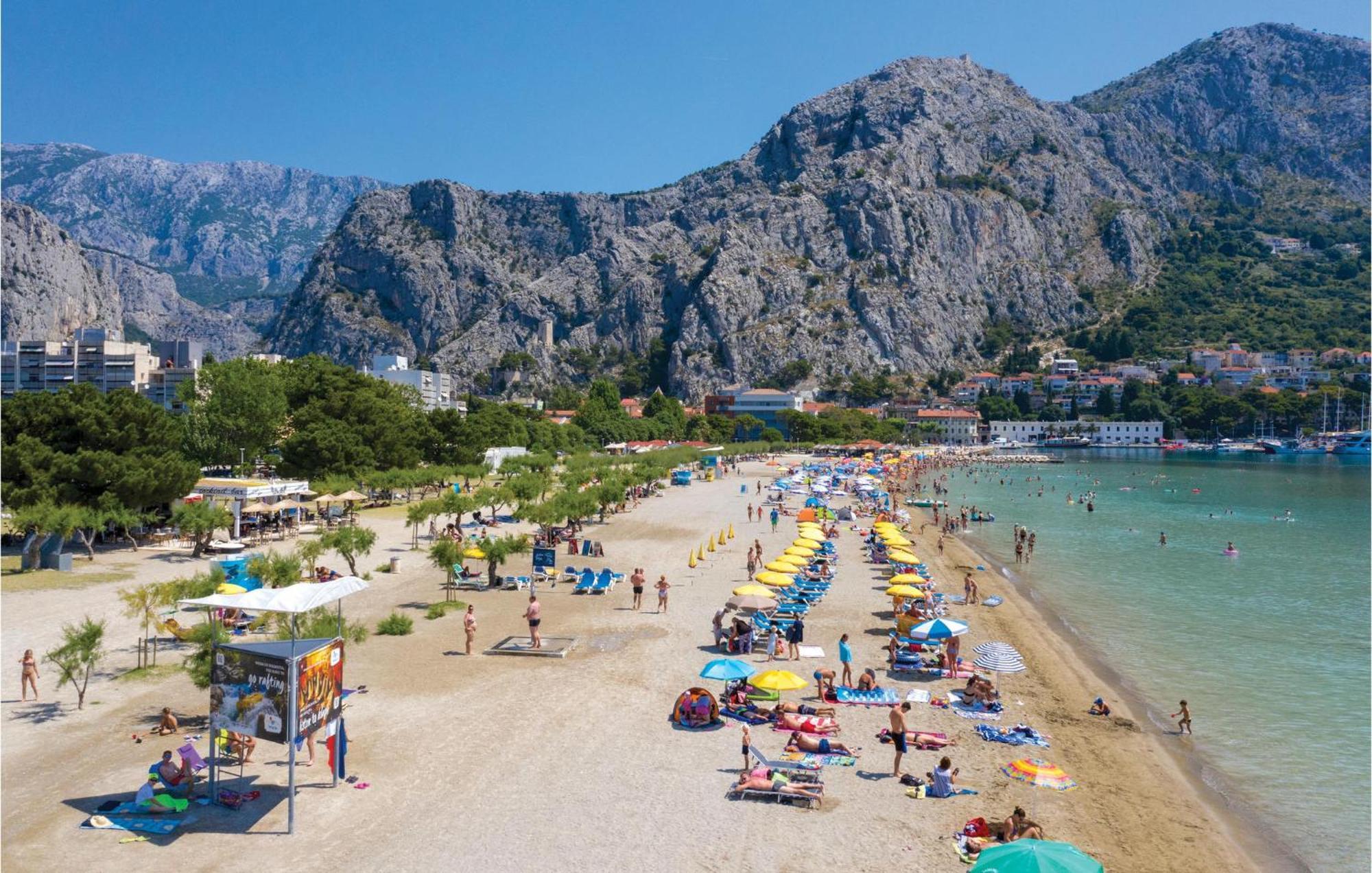 Gorgeous Apartment In Omis With Kitchen Omiš Exterior foto
